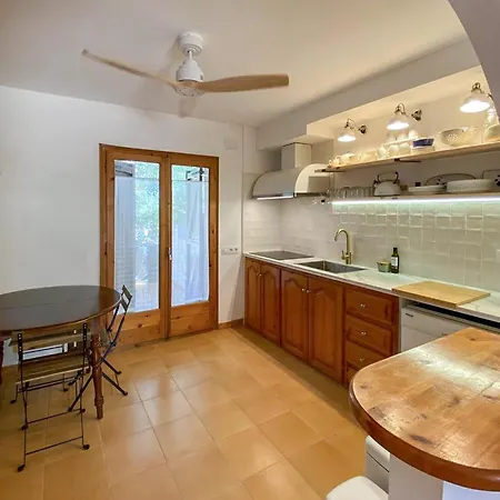 بيت للعطل Casa Farigola