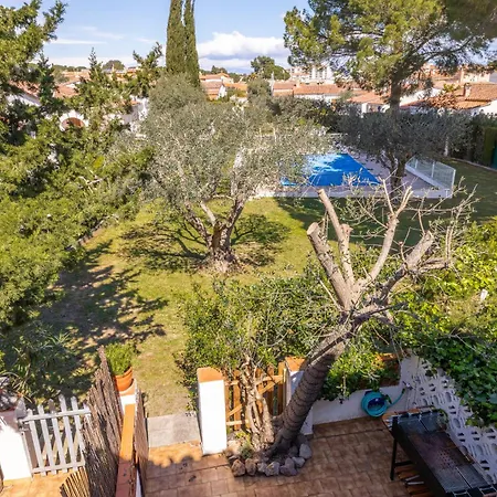 Casa Farigola Дом отдыха Ля Эскала